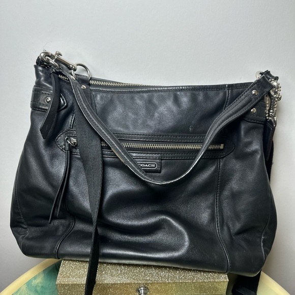 Preloved Coach Daisy Black Genuine Leather Crossbody/Hand Bag and Wallet Set. - Picture 2 of 14